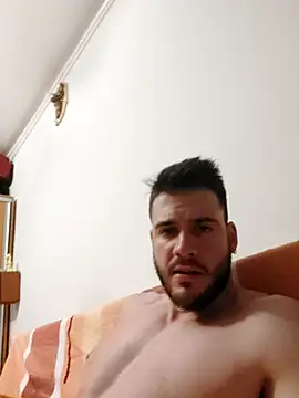 Snapshot of Razzfabz chatting on 09-26-25, 08:24 Razzfabz online show from 09-26-25, 08:24