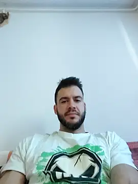 Snapshot of Razzfabz chatting on 09-27-25, 09:58 Razzfabz online show from 09-27-25, 09:58