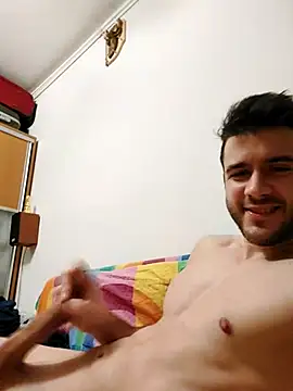 Snapshot of Razzfabz chatting on 11-08-25, 11:47 Razzfabz online show from 11-08-25, 11:47