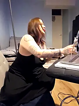 vanillachocduo online show from 02-26-25, 07:49