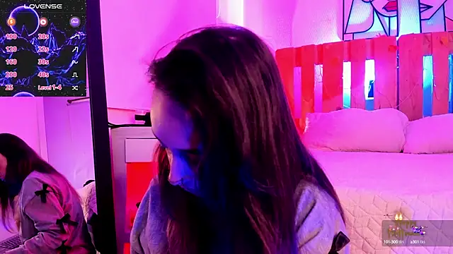 Snapshot of coral_jonesss chatting on 10-14-25, 02:51 coral jonesss online show from 10-14-25, 02:51