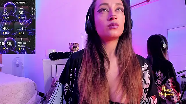 Snapshot of coral_jonesss chatting on 10-25-25, 03:18 coral jonesss online show from 10-25-25, 03:18