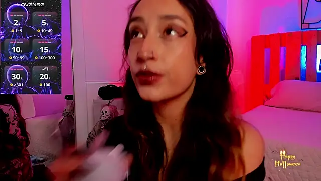 Snapshot of coral_jonesss chatting on 10-28-25, 03:47 coral jonesss online show from 10-28-25, 03:47