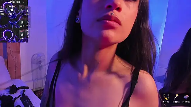 coral jonesss online show from 04-29-26, 04:11