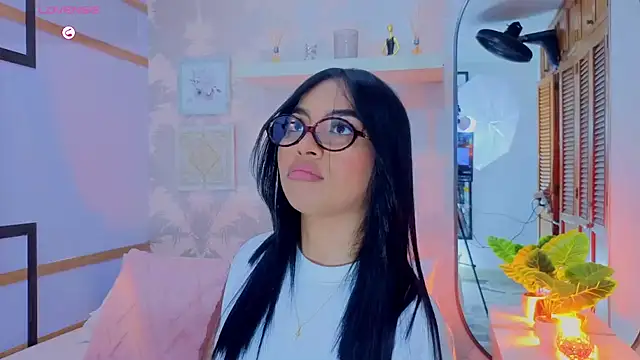 CharlotteGraay online show from 03-17-26, 07:39