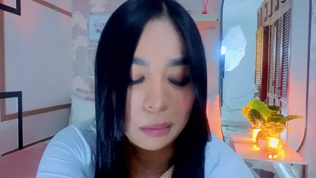 CharlotteGraay online show from 05-09-26, 07:41