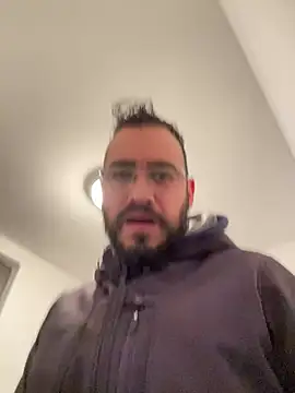 leonardohot1987 online show from 01-13-25, 08:48