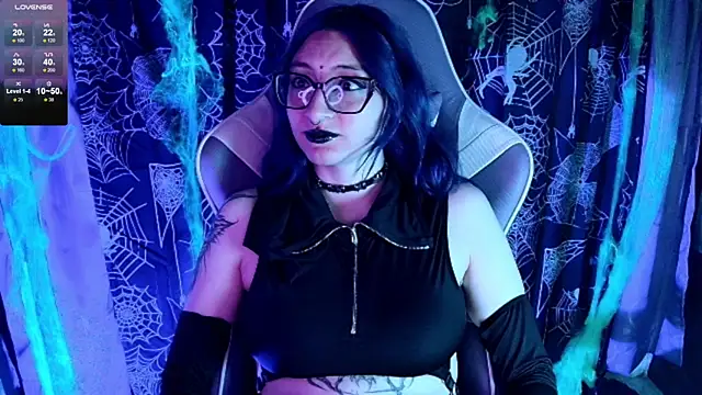 Snapshot of Kimlennox_ chatting on 10-30-25, 01:23 Kimlennox online show from 10-30-25, 01:23