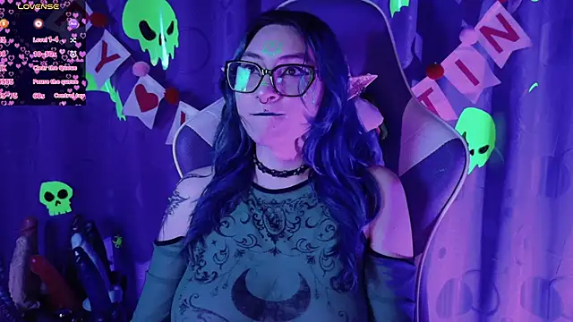 Kimlennox  online show from 02-24-26, 01:42