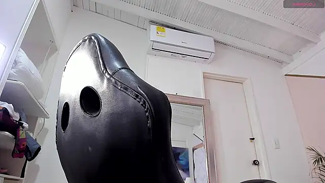 renatarussel online show from 01-15-25, 07:01