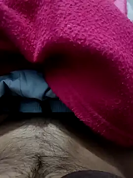 Snapshot of yours_tanmay chatting on 01-17-25, 04:57 yours tanmay online show from 01-17-25, 04:57