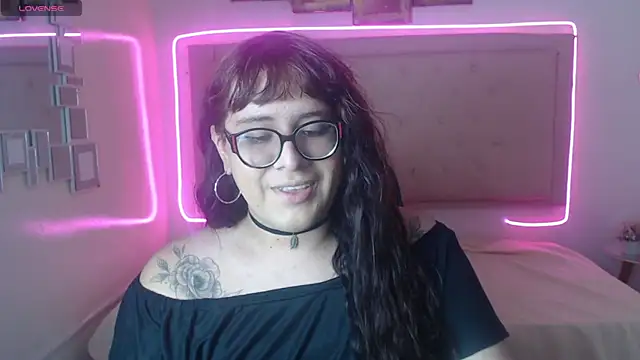 Snapshot of kathepickmanx chatting on 03-29-26, 03:28 kathepickmanx online show from 03-29-26, 03:28