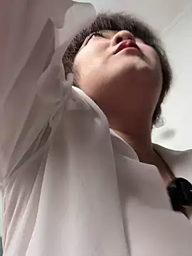 Hey-Cute online show from 04-27-26, 12:08
