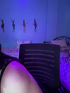 Ayeshaa  25 online show from 03-07-25, 09:07