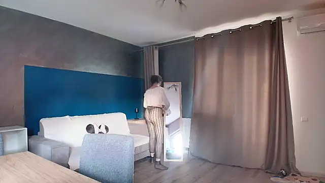 VixenVibesX online show from 03-16-25, 03:39