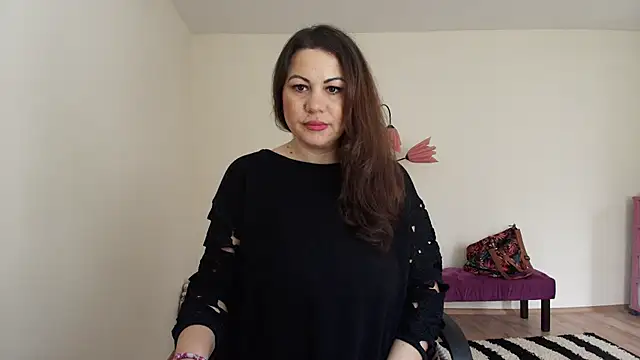 VixenVibesX online show from 04-21-26, 07:47