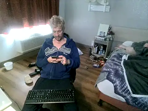 AQuickPhyx online show from 02-20-25, 04:36