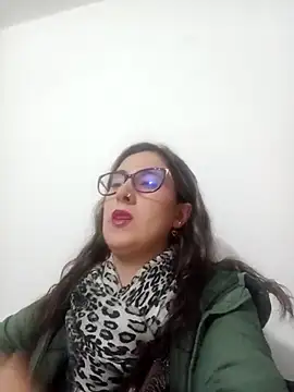 CHARLOTTE 1711 online show from 02-19-25, 11:57