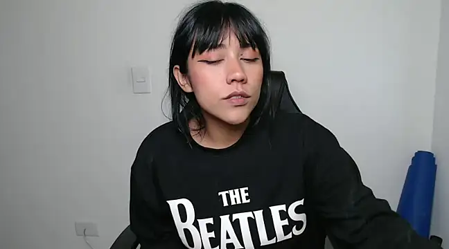juli love11 online show from 01-23-25, 10:33