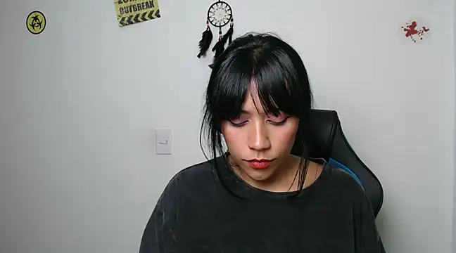 juli love11 online show from 01-30-25, 03:00