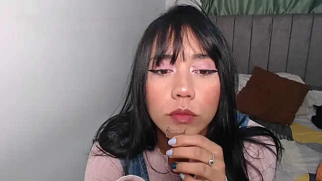 juli love11 online show from 09-19-25, 12:34