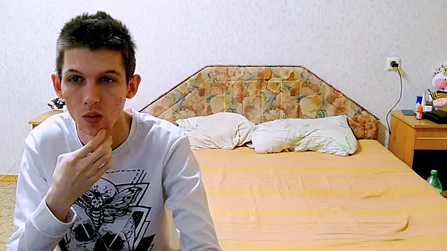 Lester Broo online show from 03-09-25, 02:50