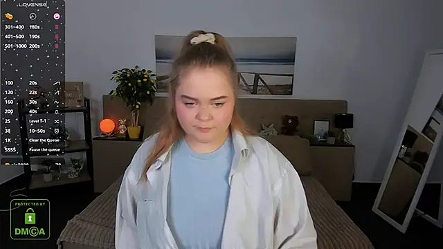 Snapshot of Erica__Alta chatting on 01-19-25, 09:33 Erica Alta online show from 01-19-25, 09:33