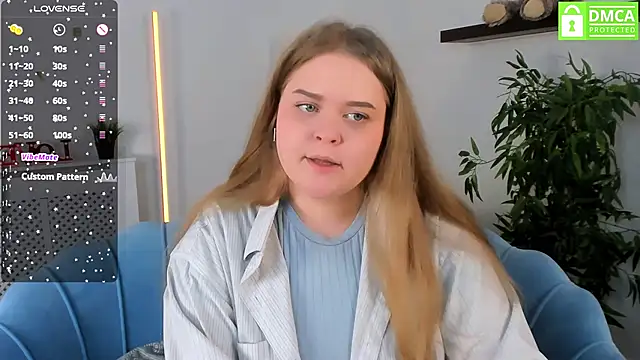 Snapshot of Erica__Alta chatting on 01-20-25, 08:40 Erica Alta online show from 01-20-25, 08:40