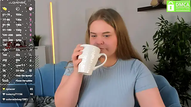 Snapshot of Erica__Alta chatting on 01-21-25, 02:43 Erica Alta online show from 01-21-25, 02:43