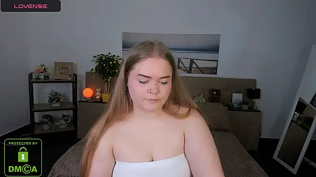 Snapshot of Erica__Alta chatting on 01-21-25, 11:45 Erica Alta online show from 01-21-25, 11:45