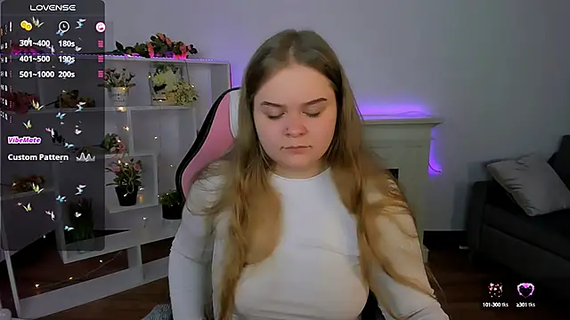 Snapshot of Erica__Alta chatting on 02-03-25, 06:24 Erica Alta online show from 02-03-25, 06:24