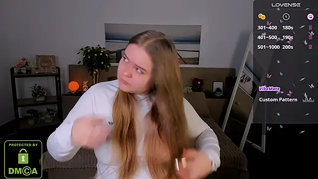 Snapshot of Erica__Alta chatting on 02-04-25, 06:25 Erica Alta online show from 02-04-25, 06:25