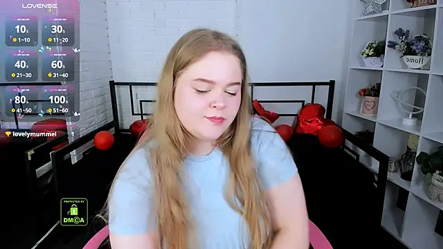 Snapshot of Erica__Alta chatting on 02-21-25, 12:39 Erica Alta online show from 02-21-25, 12:39