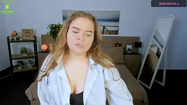 Snapshot of Erica__Alta chatting on 02-24-25, 06:16 Erica Alta online show from 02-24-25, 06:16