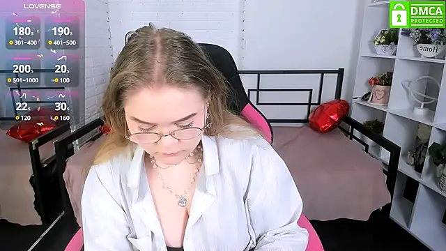 Snapshot of Erica__Alta chatting on 03-04-25, 06:37 Erica Alta online show from 03-04-25, 06:37