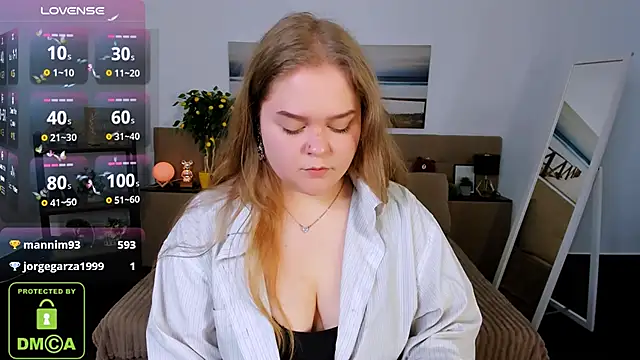 Snapshot of Erica__Alta chatting on 03-08-25, 09:17 Erica Alta online show from 03-08-25, 09:17