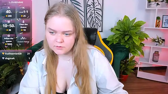 Snapshot of Erica__Alta chatting on 03-16-25, 09:49 Erica Alta online show from 03-16-25, 09:49