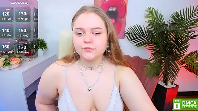 Snapshot of Erica__Alta chatting on 03-17-25, 06:40 Erica Alta online show from 03-17-25, 06:40