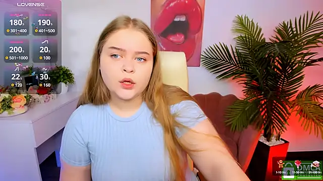 Snapshot of Erica__Alta chatting on 03-18-25, 06:36 Erica Alta online show from 03-18-25, 06:36