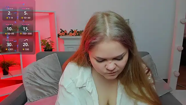 Snapshot of Erica__Alta chatting on 09-28-25, 05:24 Erica Alta online show from 09-28-25, 05:24