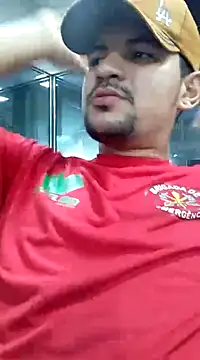 Snapshot of mamauara092 chatting on 03-11-25, 03:26 mamauara092 online show from 03-11-25, 03:26