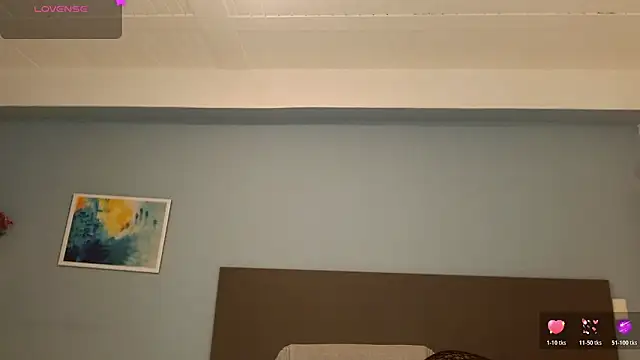 ilitzy cardona online show from 10-31-25, 04:24