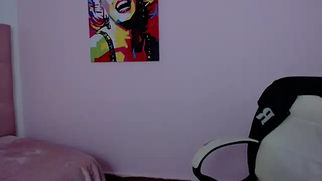candyre online show from 02-08-25, 01:44