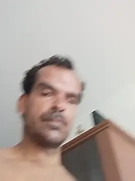 Snapshot of Munnoki chatting on 05-14-26, 10:33 Munnoki online show from 05-14-26, 10:33