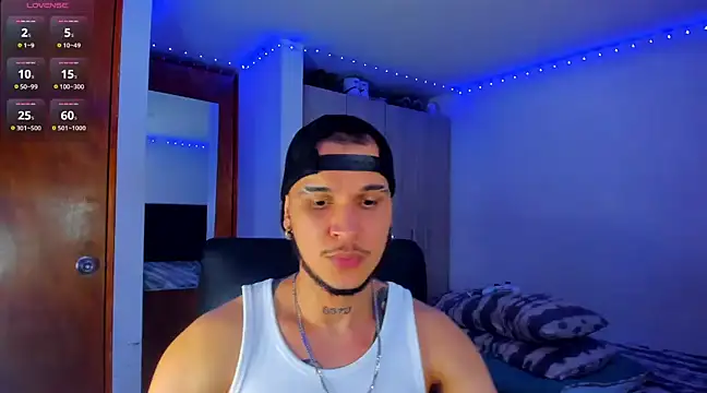 austinoficial online show from 03-11-25, 04:10