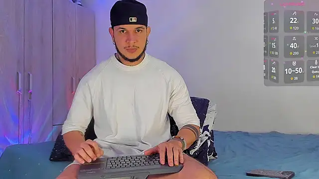 austinoficial online show from 11-18-25, 09:08