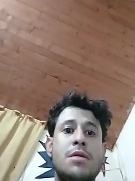 Snapshot of nxus77 chatting on 11-12-25, 01:28 nxus77 online show from 11-12-25, 01:28