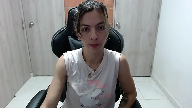 Snapshot of Princezzlove3 chatting on 03-14-25, 11:56 Princezzlove3 online show from 03-14-25, 11:56