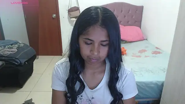 july-feria online show from 11-25-25, 07:47