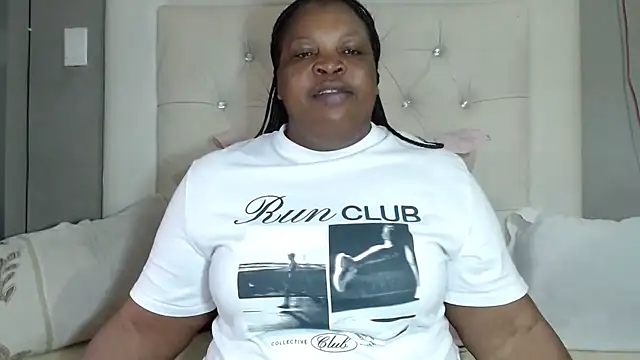 omalicha98 online show from 03-12-26, 08:09